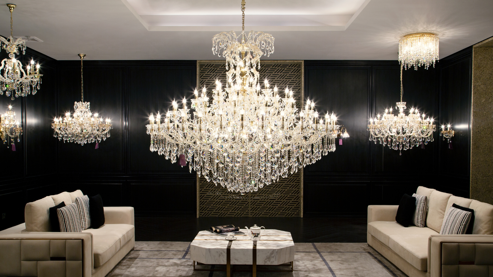 Banner Crystal Lighting - 5
